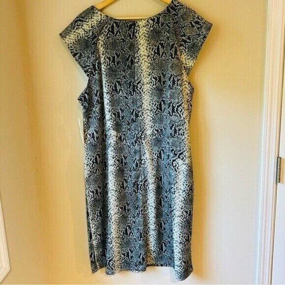 Shelby & Palmer Women's Snakeskin Polyurethane Mini Dress Size 20W - Picture 4 of 11